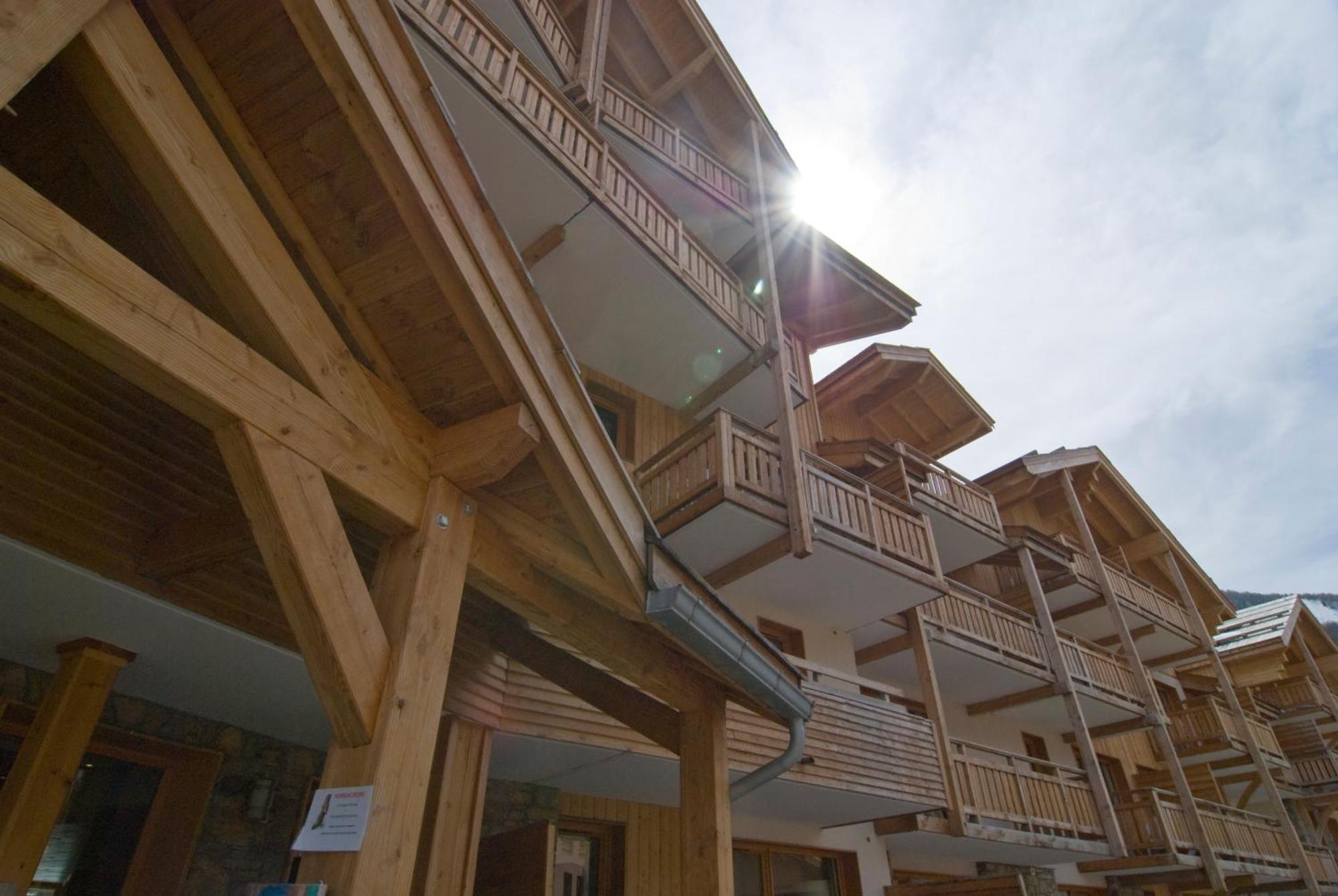 Madame Vacances Residence Le Parc Des Airelles 레오레스 외부 사진