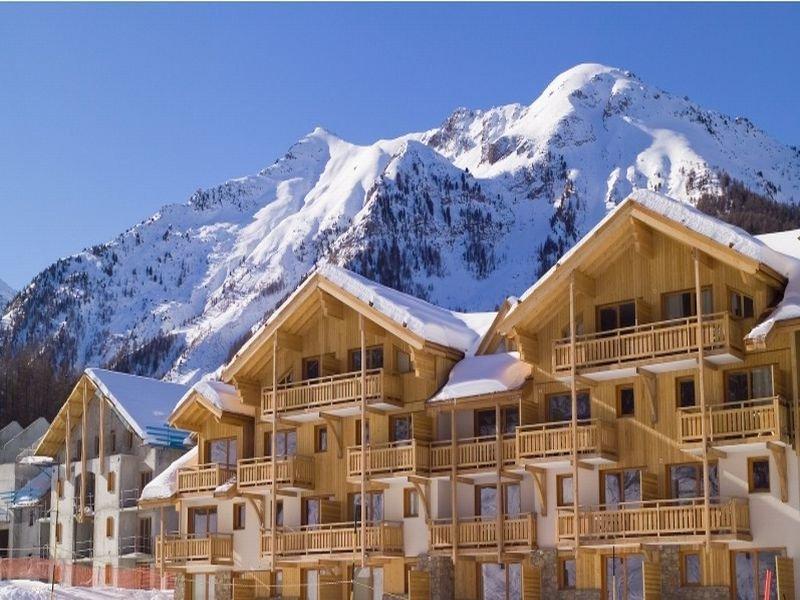 Madame Vacances Residence Le Parc Des Airelles 레오레스 외부 사진