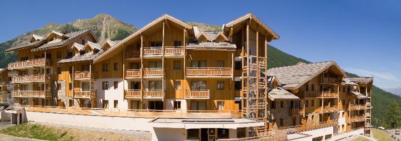 Madame Vacances Residence Le Parc Des Airelles 레오레스 외부 사진