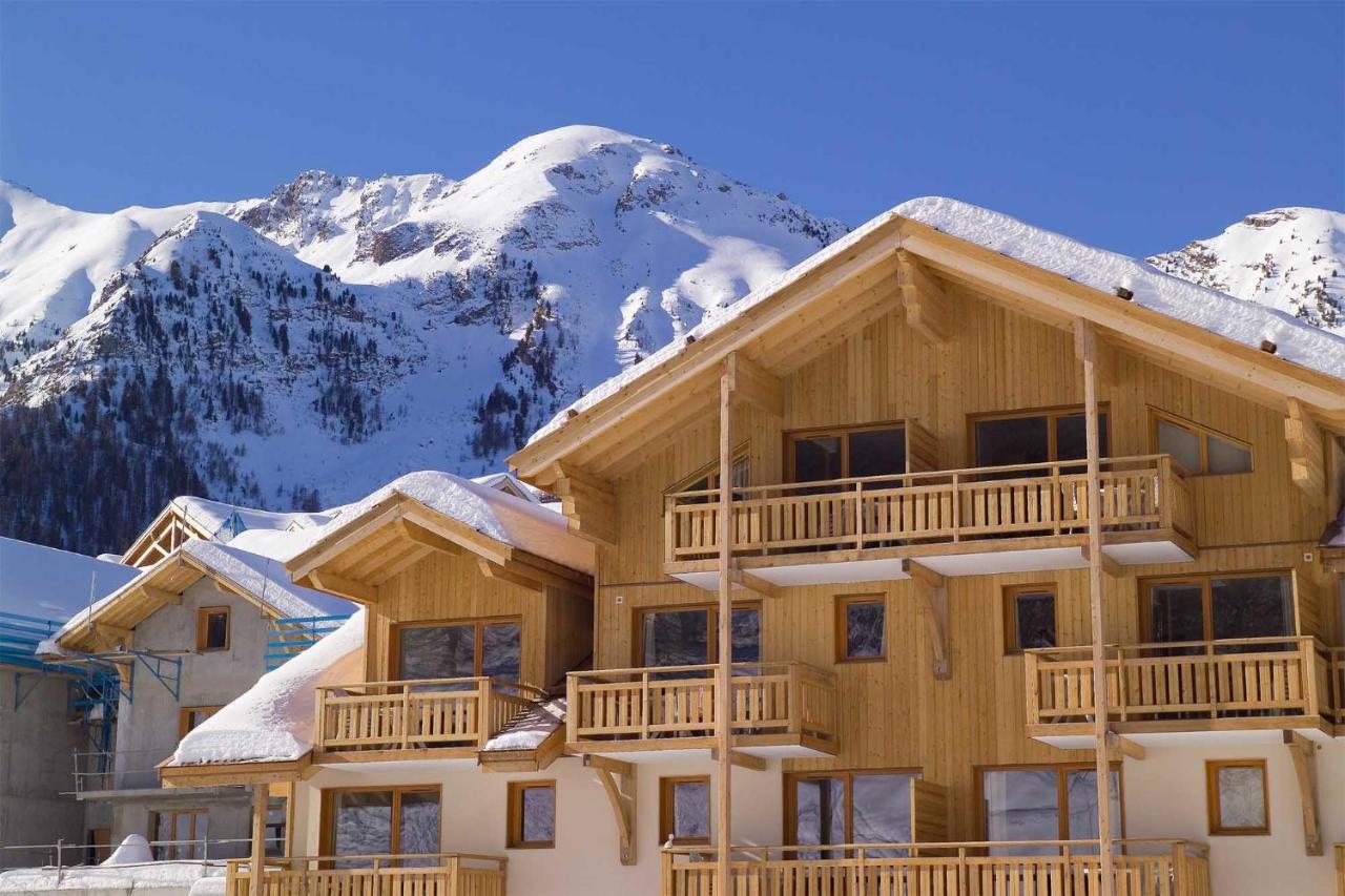 Madame Vacances Residence Le Parc Des Airelles 레오레스 외부 사진